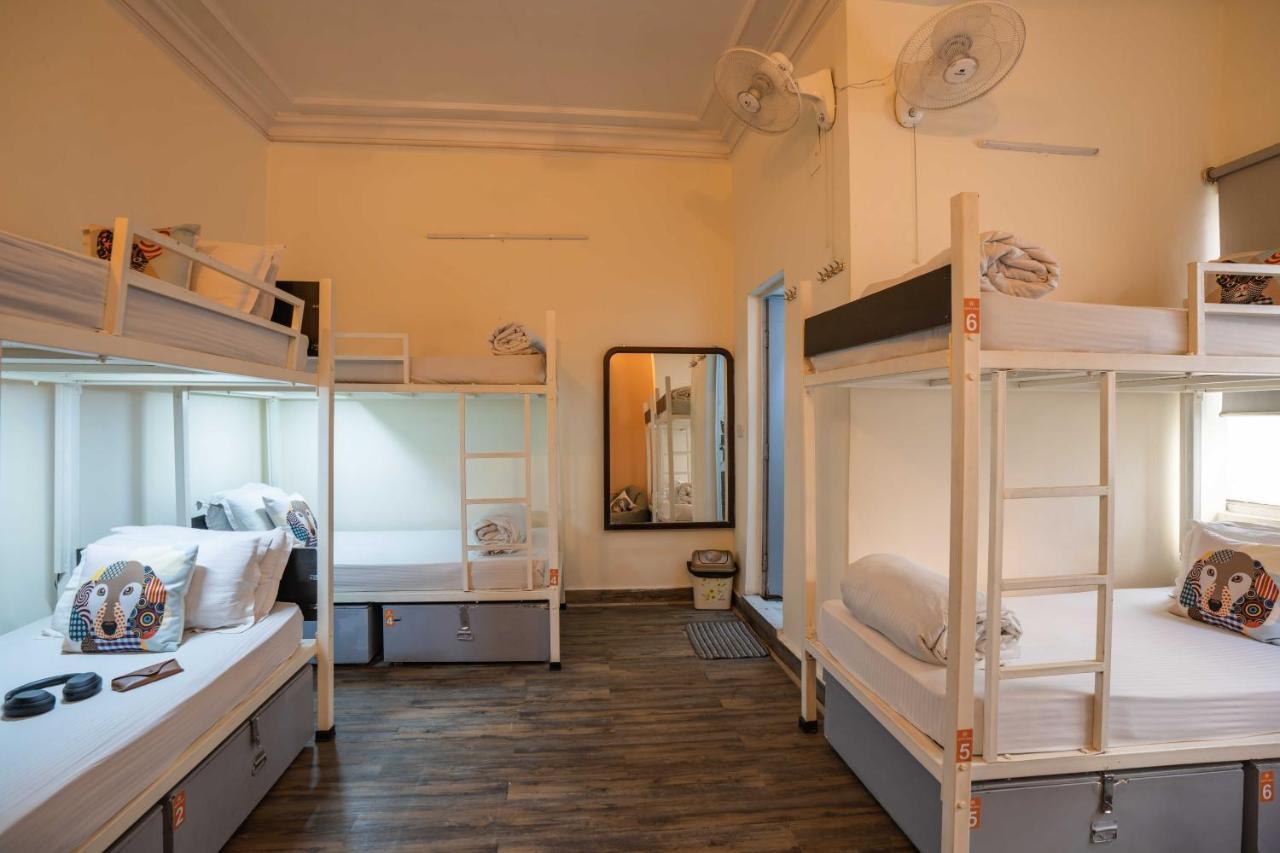 Zostel Delhi Hostel Új-Delhi Kültér fotó